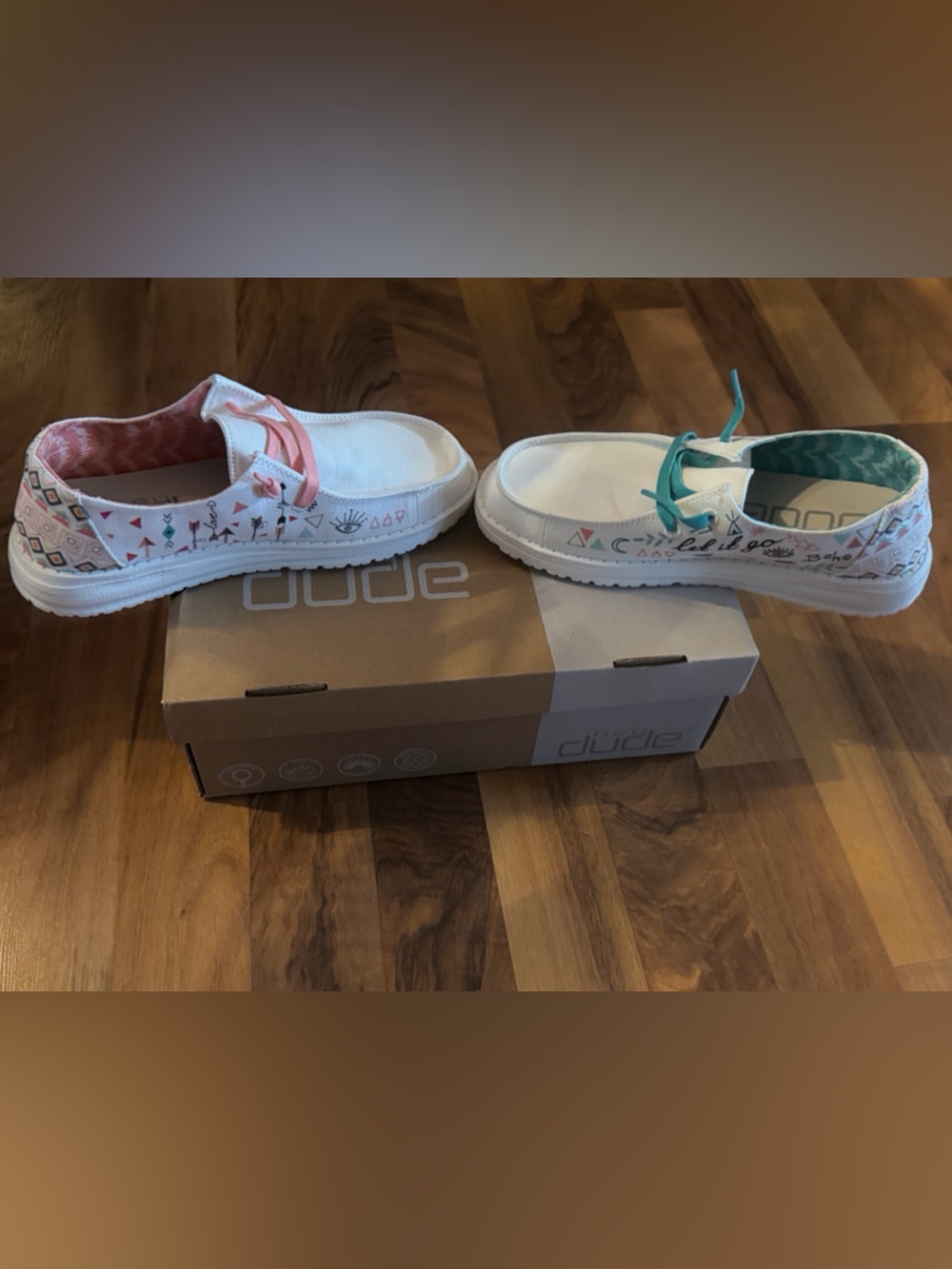 Hey Dude Wendy Doodle Star White Flats - Picture 6 of 14